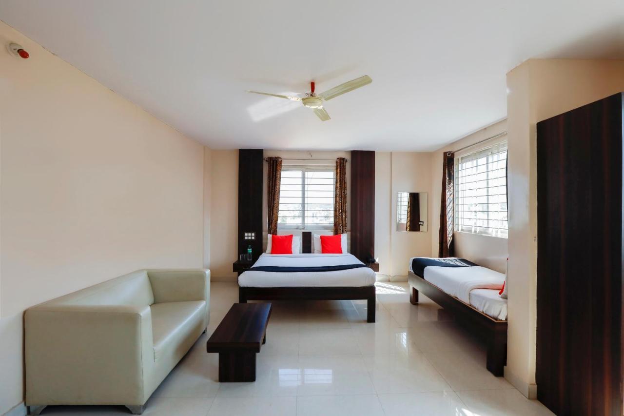 Capital O 70534 Habitat Suites And Rooms Bangalore Exterior photo